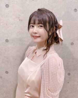 Ayana Taketatsu Instagram - AJ2日目🌟
久々のおだんごヘア！
髪伸びるとアレンジが楽しいです。
「勇者が死んだ！」
「いせれべ」
どちらもお願い致します☺️
