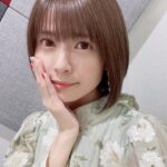 Ayana Taketatsu Instagram - お花のワンピース、一瞬目玉焼きに見えるのは私だけ…？笑 とっても可愛くてお気に入りですが。