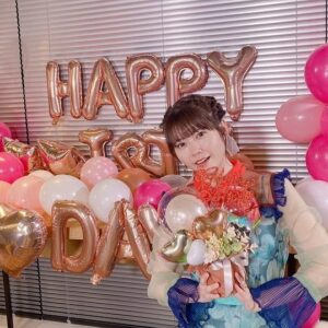 Ayana Taketatsu Instagram - ハッピーバースデー！
お誕生日を迎えました🎂
今年もお祝いしていただきとっても幸せいっぱいです！
ありがとうございます✨