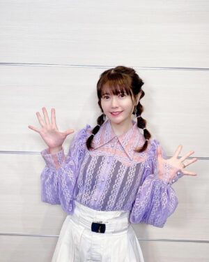 Ayana Taketatsu Instagram - うふふ…☺️
ずっと欲しかった５つ子ちゃん。
いただいてしまいました！
やっぱり可愛い💕

本日もありがとうございました。
おやすみなさい🌙