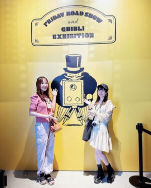 Ayana Taketatsu Instagram - 夏の思い出🌻
がっきゅとジブリ展へ。
大好きな世界に浸りました！
ポニョのらーめん食べたり、
コラボドリンク飲んだり。
大きな王蟲は圧巻！！

楽しかったなぁ。