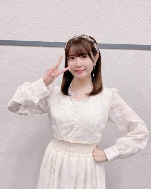 Ayana Taketatsu Instagram - 五等分の花嫁スペシャルイベントに
ご来場のみなさま、
ライブビューイングをご覧のみなさま
どっちも見られなかったけど応援してくださっていたみなさまも
本当に本当に
ありがとうございました💜

私は無事に出演できるのかしら…とドキドキしていた約1年。
ちゃんとハッピーなきもちで今日を迎えることができて、とても嬉しいです☺️
ラブ☆バケーションも歌えた！！

たくさんの声援ありがとうございました😊

そしてそして、新作アニメもどうぞお楽しみに！
皆様とまたお会いできる日を楽しみにしています！

そして余談ですが！
この日の為に体型やら体力を戻す為にダイエットや筋トレをしておりましたが…！
結果、半分は戻すことができました🙌
ここからはゆっくりベストコンディションにもっていきたいと思います。

あーーー
楽しかったあーーー☺️💕

#五等分の花嫁
#二乃
#竹達彩奈