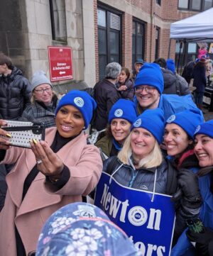 Ayanna Pressley Instagram - To our @newtonteachersassoc—300  of whom call the MA-7th home:

Your work is essential, your livelihoods important, and your lives deeply valued by this Congresswoman.

Proud to be in solidarity as you organize and mobilize for a just contract that values your labor AND your humanity.