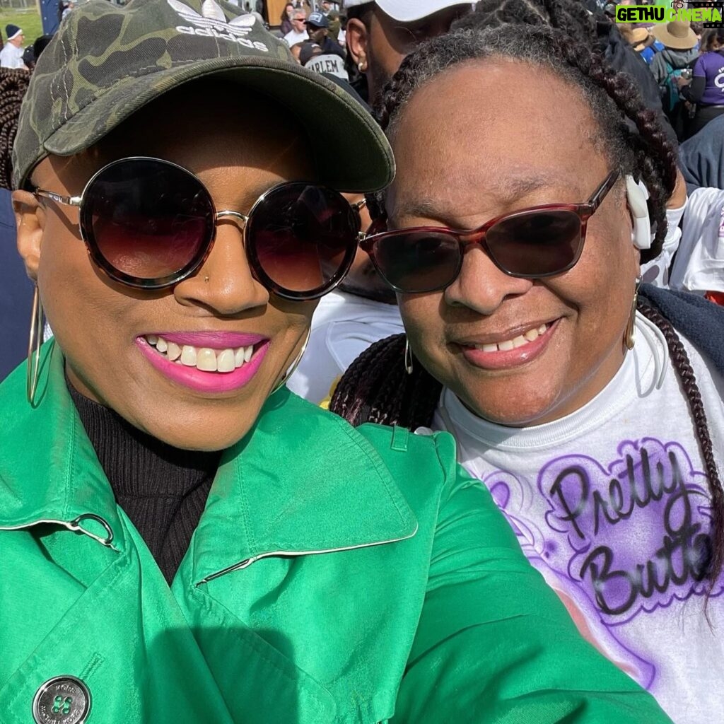 Ayanna Pressley Instagram - Deeply grateful to join the 28th Annual #MothersDay Walk for Peace. TY @peaceinstitute for continuing to hold space for mothers impacted by the public health crisis of gun violence. We’ll never stop fighting for meaningful violence prevention legislation and trauma-informed care.