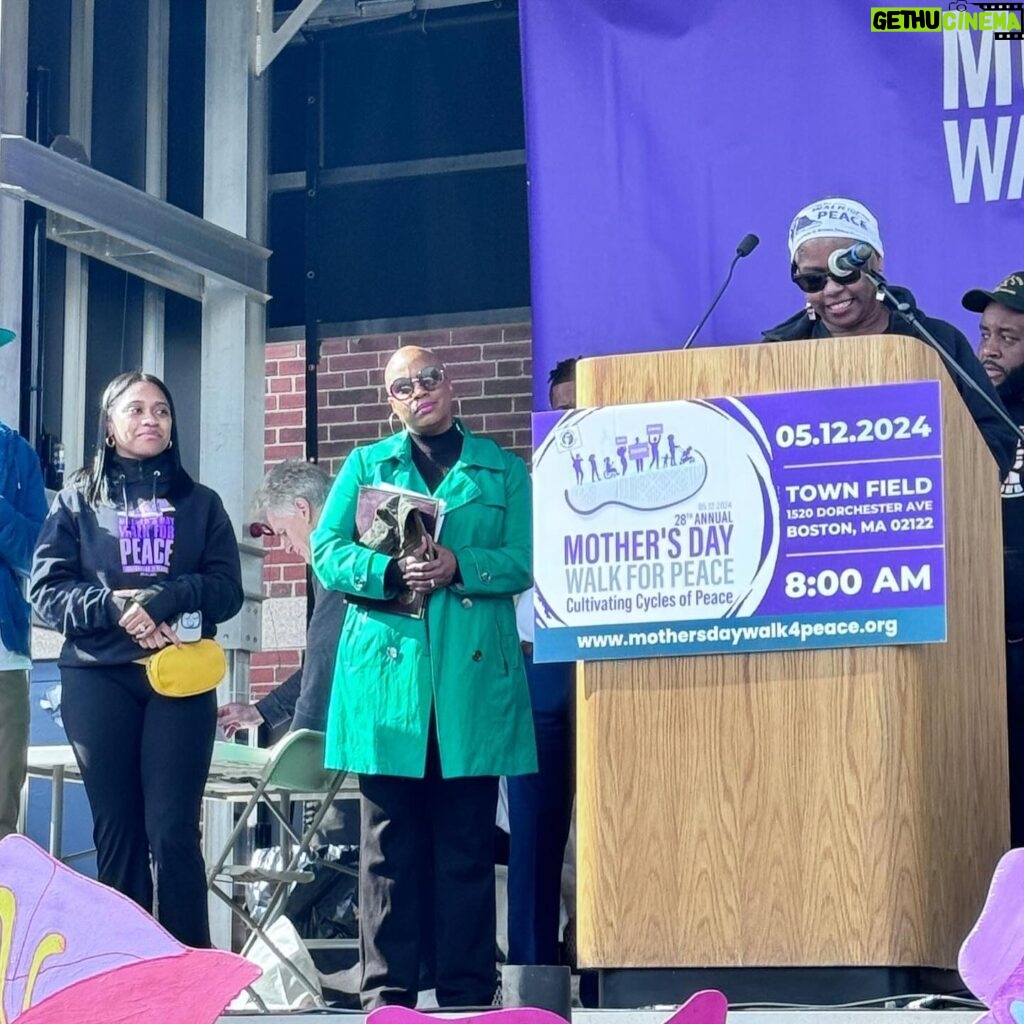 Ayanna Pressley Instagram - Deeply grateful to join the 28th Annual #MothersDay Walk for Peace. TY @peaceinstitute for continuing to hold space for mothers impacted by the public health crisis of gun violence. We’ll never stop fighting for meaningful violence prevention legislation and trauma-informed care.