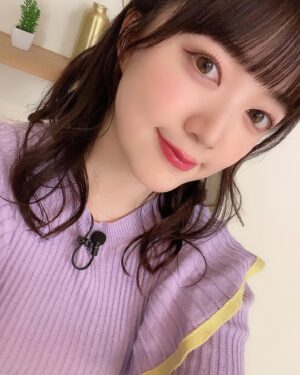 Ayasa Ito Instagram - 最近ガルパの周年系の生放送やイベントが続いていたのですが、この時期有咲カラーのお洋服が多くて大変助かります💜🤍
選ぶのたのしい🥰