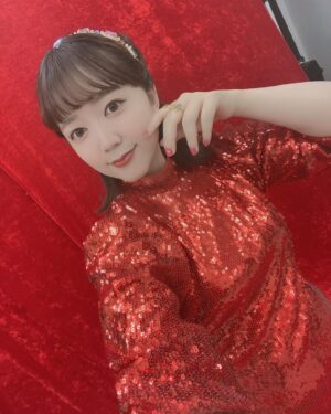 Ayasa Ito Instagram - チームYファンミのグッズのオフショット😂
イベントは終わりましたが、グッズはAKIHABARAゲーマーズさんのブシロード ストアで販売しているそうです🎀🌟🌹🍭
ピンクの方はどれみちゃんが裏テーマ😂💗