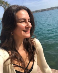 Actress Ayça İnci HD Instagram Photos and Wallpapers May 2024