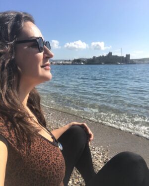 Ayça İnci Instagram - 🖤🤎 

#bodrum 💙⚓️🐚