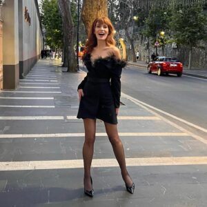 Ayça Varlıer Instagram - Vol. 2💫✨ Styled by @esrabasibuyuk 🤍