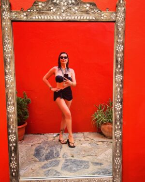 Ayçin İnci Instagram - 2023 Haziran Bodrum dump! 🕺🏻🌛🥂😎💃🏻🌞🔥 @cigkarakoc @baharmehmedov ❤️‍🔥❣️❤️‍🔥