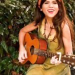 Aydilge Instagram - Bu da uzun saçlı Aydilge 😇🥰 Haberin Yok ( Ayna Ayna) akustik versiyonu şimdi youtube kanalımda yayında 🥰 #aydilge