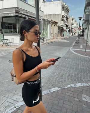 Aylin Engör Instagram - Giderek ciddileşen bi seri 🔫