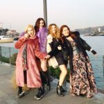 Aylin Kabasakal Instagram - @bdereoglu @feyzacipa @zeynonoyno 🥳🥰🥳💗❤️😍😇💐💃🏽