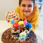 Aylin Kabasakal Instagram - İyi ki doğdun canım oğlum .Sağlıkla nice güzel yıllara....Seni çok seviyoruz 8. Yaşın kutlu olsun .#evdekaltürkiye #aylinkabasakalıntarifleri