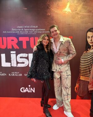 Aylin Kabasakal Instagram - 19 Ocakta  yayındayız #kurtuluşlisesi #gain @tolgahansayisman @mugeugurlarr