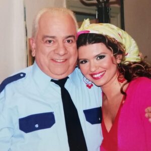 Aylin Kabasakal Instagram - Canım ustam ,Çok özledim .#zekialasya 🙏🙏🙏
