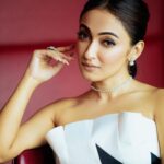 Ayoshi Talukdar Instagram - The more you are like yourself, the less you are like someone else, which makes you UNIQUE! ✨💫🤍