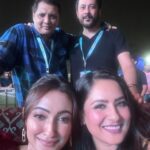 Ayoshi Talukdar Instagram - One of the Best days of my Life! Such a Humble and Nice Man. Thankyou @beingsalmankhan for taking out time for us! Means a ton♥️ Nothing would be possible without you @banerjeepuja. Thankyouuu so so much! ♥️ And @dey.shyamsundar for making everything happen! #salmankhan #dabanggtour #kolkata #love #bestmoment