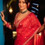 Ayoshi Talukdar Instagram - Just like that! ♥️✨💫 #red #saree #love #instagood #instagram