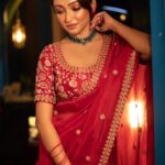 Ayoshi Talukdar Instagram - Just like that! ♥️✨💫 #red #saree #love #instagood #instagram