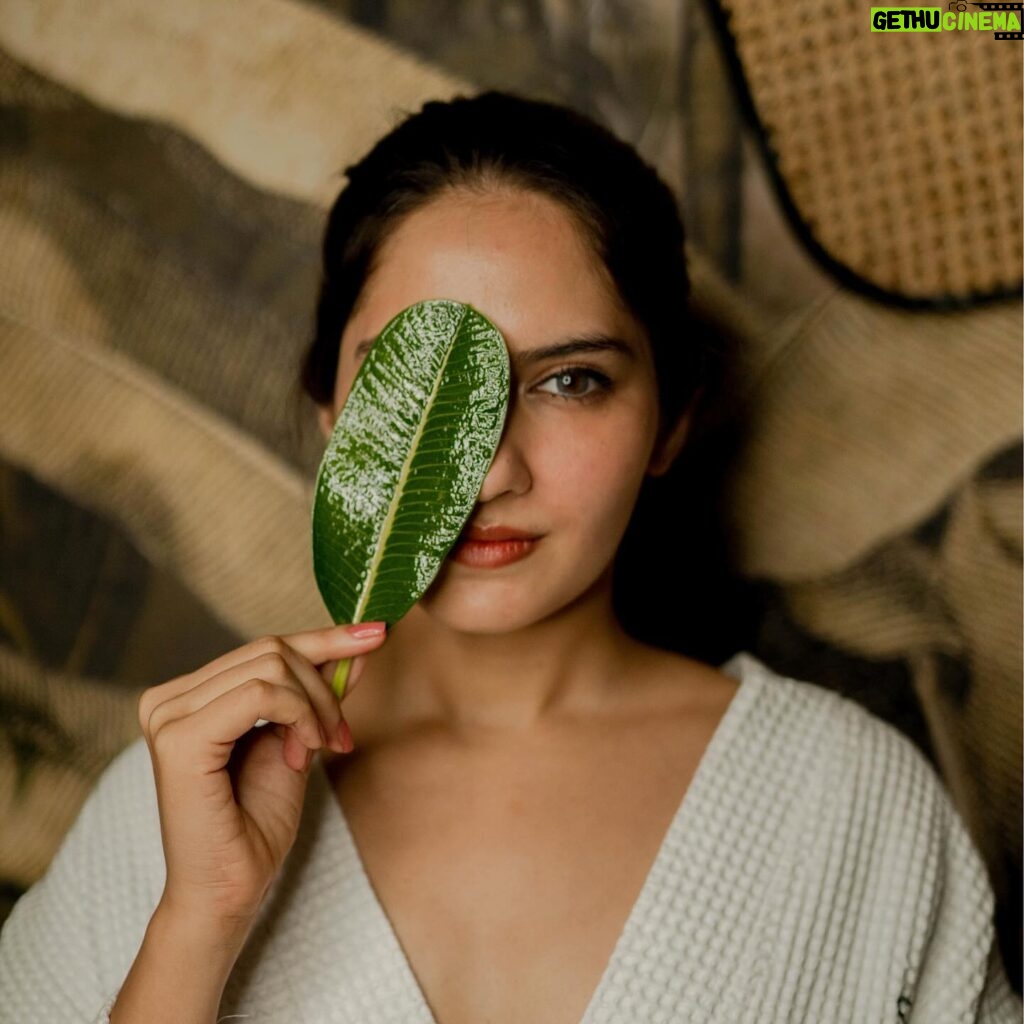 Ayraa Instagram - Indulge in the ultimate relaxation and rejuvenation at Aalya - Salem's number one spa and wellness centre. Discover a world of tranquillity and luxury. . . . @aalya.spa @grandestancia #aalya #aalyaspa #salem #salemcity #spa #spaday #ad
