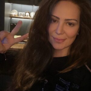 Ayşe Şule Bilgiç Instagram - “Algı gerçekten üstündür.” diye bir söz var. 
💐🙏🏻
Size ne ifade ediyor bu söz, kendi yaşam deneyimlerinizden örneklerle paylaşır mısınız?