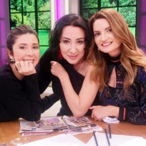 Ayşegül Günay Instagram - Teşekkürler Müge ve Gülşen 🍀💋💋#2. sayfa