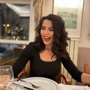 Aysu Baçeoğlu Instagram - 💋💋