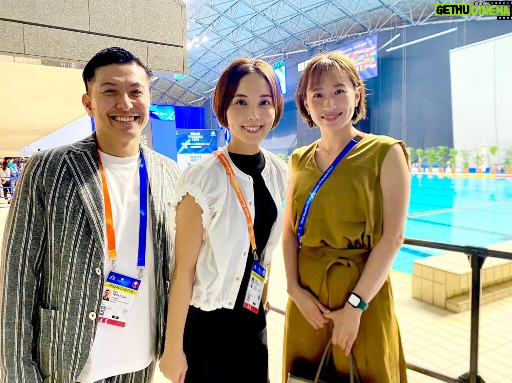 Ayumi Hirodo Instagram - 世界水泳🏊 連日競泳の中継を放送していますが、 残すところあと1日となりました． 飛び込みの会場でお会いした、寺内さんと馬淵さん✨ 寺内さんはABCテレビの頃から取材でお世話になりました！ そして、ハイダイビングも解説を務めていましたが、競技のインパクトや入水の音全てがダイナミックで虜になりました‼️ #世界水泳