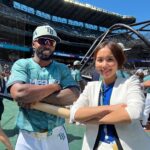 Ayumi Hirodo Instagram - ア・リーグのRAYSアロザレーナ選手と ドヤ顔ポーズいただきました‼️ 今夜の報道ステーション　スポーツコーナーではオールスター取材をたっぷりと！！松坂大輔さんと中継でお伝えします⚾️ #allstargame #arozarena