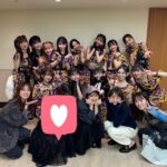 Ayumi Ishida Instagram - 🍀 2024.5.27 日本武道館 卒業発表もしたからーって、 10期3人とも見守りに来てくれた🐣🐣🐣🐣 先輩方からも同期からも、 楽しかった！！って、 たくさん言っていただけました💛🩷❤️‪🧡‬‪💛 飯田圭織さんも声をかけてくださり、 市井紗耶香さんも卒業に触れてくださいました🪽 小湊美和さんとは、 またお話させていただく約束をした！ 友達の友達は友達！って感覚で、 勝手に近い存在だと思っている柏木ひなたさん 応援のお言葉ありがとうございます..✨ 久しぶりにお会いできた美山加恋さーん！ お隣行きたかったから行った🫶🏻 このタイミングで見ていただけて嬉しい.. マユリカさん、 Wake-up Call～目覚めるとき～ 今回も歌ったけど、 どうでしたか！他にも好きな曲ありましたか！ とか聞きたかったです(？)笑 ぼる塾の田辺さん、はるかさん、 まりあがまぁねーって言ったとき私も大沸きでした🫶🏻 函館..行かれてましたね..！ってお伝えした..🫶🏻 初めてライブに来ていただけた岡本夏美さん！ お褒めの言葉を、感想を、投稿してくださってて、 すごくすごく嬉しい..🩵 まりあからたくさんかわいいお話伺ってます、 水田さん🤍しゅうこさん なんだか私もお会いできて感激.. 友達の友達は友達の感覚がここでも生まれる、 でか美ちゃんさん！そして、サツマカワRPGさん お2人揃ってるとこ見られた〜🫶🏻かわいい〜🫶🏻 #日本武道館 #モーニング娘24 #morningmusume24 #石田亜佑美
