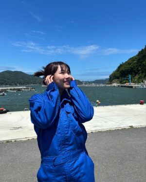 Ayumi Ishida Instagram - 仙台放送「あらあらかしこ」石田亜佑美が行くっ！～石巻のホヤ編～
 
 
ホヤを学ぶ今回は、
石巻でホヤのPRソングも歌われてる、
というか本当に色々やられてる！、

ほやドル 萌江さんと一緒にロケしました🧡
 
 
ホヤを学ぶの、かなりおもしろかったです...
宮城で有名だけど知らないこと多かった...
 
6月15日(土)放送 お楽しみに🧡
 
 
#ホヤ #石巻 #宮城
#地元自慢
#仙台放送
#あらあらかしこ
#モーニング娘24
#morningmusume24
#石田亜佑美