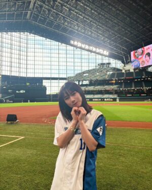 Ayumi Ishida Instagram - エスコンフィールド HOKKAIDO
 

 
@maria_makino.official 
まりあがたくさん案内してくれた🩷🪽
 
連れて行ってくれてありがとう..
 
 
#思い出のシェア..
#朝の球場
#エスコンフィールド北海道 
#終わって外出たら夕日きれいだったな
#モーニング娘24
#morningmusume24
#石田亜佑美
