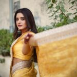 Ayushi Khurana Instagram - Draped in sunshine hues. 📸: @psycameraman