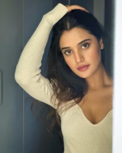 Ayushi Khurana Instagram - Captured by: @suraj.kakkar 🫶🏻