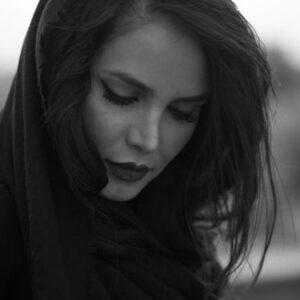 Azade Mehdizade Instagram - @nikzad.t💎💎💎💎 عشق قبول کردن چیزهایی هست که نمی تونی تغییرشون بدی💋