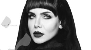 Azade Mehdizade Instagram - .
میدونستید اکثر آدمهایی که روی لبه ی پرتگاهِ عمیقی می ایستند،
ترسشون همون ترسِ از سقوط نیست؟؟؟؟؟

اونا از این می ترسن که ممکنه بپرن.

#خدا #مادر#آزاده_مهدی_زاده #اینستاگرام 
عکس از مُنعم کثیرلو