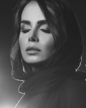 Azade Mehdizade Instagram - کفرش همه ایمان شد 
تا باد چنین بادا ......