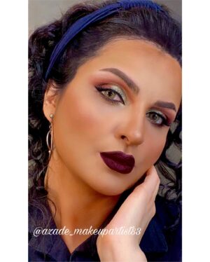 Azadeh Porbaha Instagram - ‎سلام سلام 🙋‍♀️
‎یک میکاپ جذاب از #rihanna 

✨لطفا ورق بزنید ✨

‎🦋منتظر لایک و کامنت هاتون هستم و کلی انرژی میگیرم❤️اگر دوست داشتین برای دوستانتون هم بفرستین🙏🌹

برند های استفاده شده🦋✨💄

#eyeshadow : #hudabeauty #makeupforever 
#foundation : makeupforever 
#lipstick #kryolan 
#mascara : #maybelline 

@azade_makeupartist83 
@takbeautysalon 
@takbeauty.skincare 
@tak_perfume 
______________

#makeup#azade_makeupartist83#makeupartist#makeuptutorial#wakeupandmakeup#like4likes#music#rihannanavy#fentybeauty#grim#inspirational#instagram#instadaily#celebrity#instagood 
__________________
‎#آرایش#کرونا#میکاپ_آرتیست#منوتو#بهار#نوروز۱۴۰۰