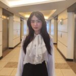 Azi Acosta Instagram - Balik taya mamaya na! Tandaan wag sa pirata🤗
