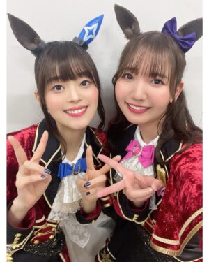 Azumi Waki Instagram - 【ウマ娘5th東京公演】
*
*
藤原夏海さん(かわいいのに歌声かっこよすぎる…)

秋奈さん(めちゃめちゃ可愛くてコッソリ顔見まくってます)

咲々木瞳さん(たたずまいも何もかも綺麗)

山根綺さん(本当にすごいとずっと思ってるプロです)

真野美月さん(懐っこくてかわいい頑張り屋さんっ)

中村カンナさん(元気で明るくて引っ張ってくれる)

今泉りおなさん(かわいいぃぃぎゅってしたくなる)

井上ほの花さん(周りをほわわんとしてくれるオーラすごい)

藤本侑里さん(普段とステージとのギャップすごい)