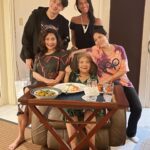 BB. Gandanghari Instagram – #FamilyFirst: Mama in the middle…💯💞💋
.
Absence makes the heart grow fonder❣️
.
#BBGandanghari #Padilla #RobinPadilla #FamilyBonding #FamilyTime