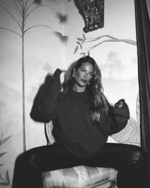 Bárbara Lourenço Instagram - 🖤 @tomperdigao
