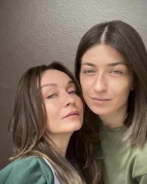 Başak Daşman Instagram - sis day 🥰🥂

@ecemdasmanuslu