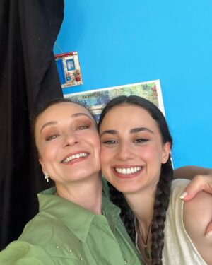 Başak Daşman Instagram - selfie day 😎🥂

#set #annemhakkında #kıbrıs #selfie