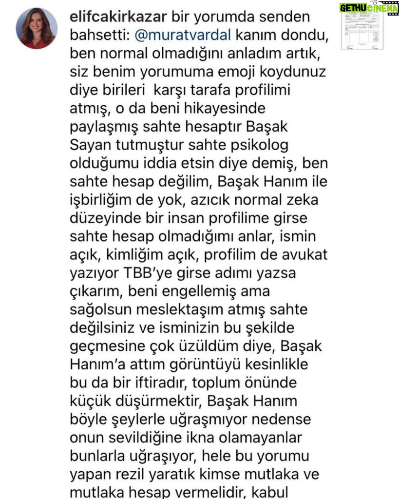 Başak Sayan Instagram - Tüm okurlarıma ve takipçilerime : Kitaplarımı okuyanlar, hayatlarının değiştiğini söyleyenler, dizilerimi ve filmlerimi izleyenler yahut anne olmam dolayısıyla beni takip edenler burda bir aile gibi olduğumuz için hepiniz olanlardan üzgünsünüz biliyorum. Ve birkaç çift laf etmek ya da sorulması gereken soruları sormak istiyorsunuz. Ya da dayanamayıp had bildirmek. Lütfen yapmayın! Bakın fotoğrafları kaydırınca bana ve benim okurlarıma yazılanların nerelere varabileceğini okuyacaksınız. Lütfen siz bu şekilde davranmayın. Biz zaten hukuki mercilere başvurduk. Dikkat ederseniz ben uzak duruyorum. Nedenini anlatayım: Korku, nefret, intikam, kin, suçluluk, utanç frekansı çok düşük duygulardır. Ve duygularımız bizim kişisel frekansımızı oluşturup dünyaya kim olduğumuzu gösterirler. Her duygu bir kimyasaldır. Ve siz bu duyguları ne kadar çok hissederseniz hücreleriniz o kadar fazla bu kimyasala maruz kalır. Ve devamlı size aynı olayları yaratır ki ihtiyaç duyduğu kimyasalı vücut üretsin. Arka planda da sistem şöyle ister: Siz ne kadar fazla bu duygularla hareket ederseniz o kadar fazla zorluk yaşarsınız yaşantınızda. Aynı olaylar tekrar edip durur. Biri size saldırdığında, korkunç şeyler yaptığında egonuzun size yapmanızı söylediği şeyleri yapmadığınız takdirde bir daha aynı olayları yaşamazsınız. Bunu yapmak çok zor biliyorum. Ama yapmak için yanıp tutuşurken durduğunuzda bir yol açılır önünüzde. Mevlana “Işık saçmak için önce yanmak gerekir” derken bahsettiği yanma eylemi budur işte. İçiniz yanar eylemsizlik içinde dururken. Siz ne kadar fazla bu duygulardan uzak durup yüksek frekanslı duygulara odaklanırsanız ve egonuzun size yap dediği eylemleri yapmazsanız o kadar büyük bir tekamül sıçraması yaparsınız. İnanın bunu yapabildiğinizde karşınızda size saldıran kim varsa bir şekilde başına kötü şeyler geliyor. İşleri yürümüyor, olacak olan olmuyor, zorluklar yaşıyor. DEVAMI YORUMLARDA 👇🏻