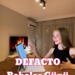 Bade Arazlı Instagram - DeFacto’nun yourdesing.com.tr websitesi ile babalarınıza unutamayacakları, dilediğiniz gibi kişiselleştirebileceğiniz en özel hediyeleri tasarlamak artık çok kolay 🌟 Siz de babalar günü gelmeden benim gibi sürpriz hediyeler tasarlayabilir, her anınızda yanınızda olan babalarınızı mutlu edebilirsiniz. 💖 @defacto #işbirligi