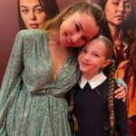 Bade Arazlı Instagram - “KURTULUŞ LİSESİ” gala 💫 Elbise ve ayakkabı tercihimiz @goose_official 💫