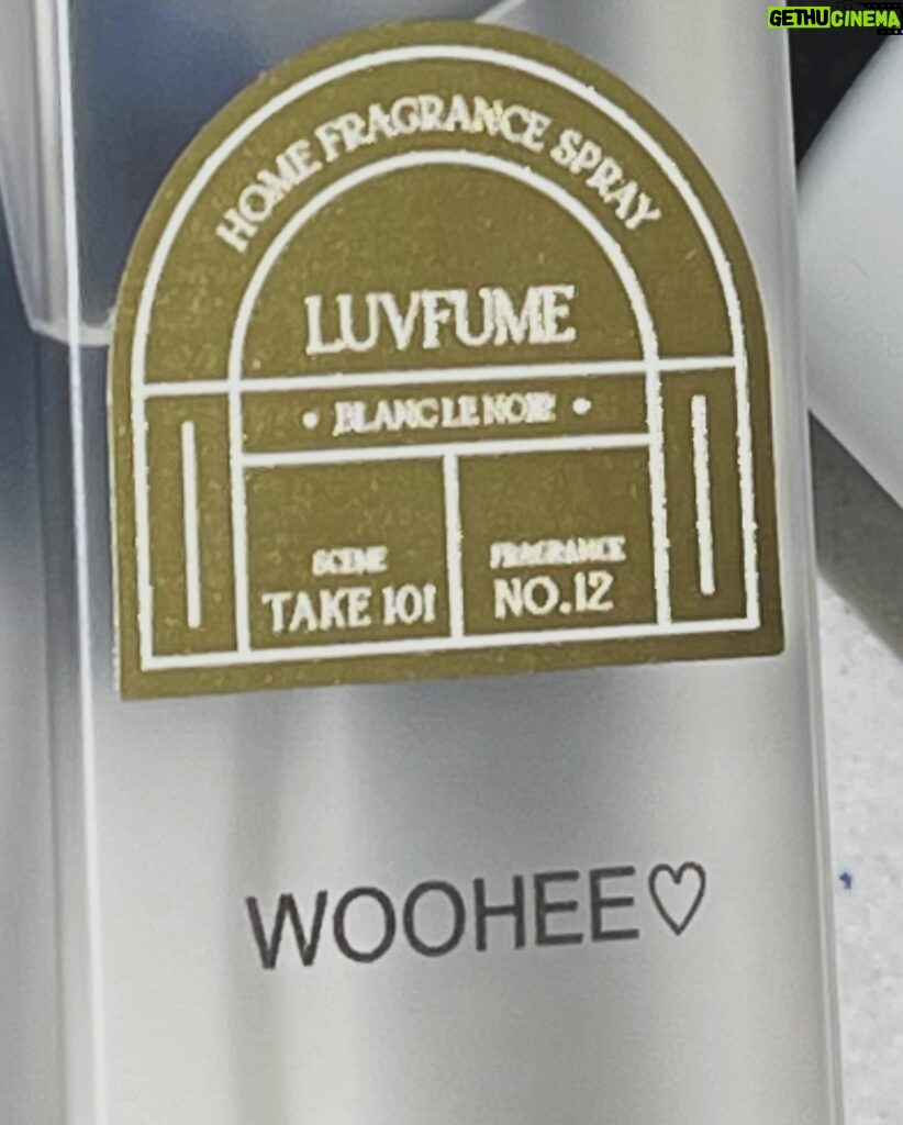 Bae Woo-hee Instagram - 아주 향긋한 #러퓸 #luvfume #🖤